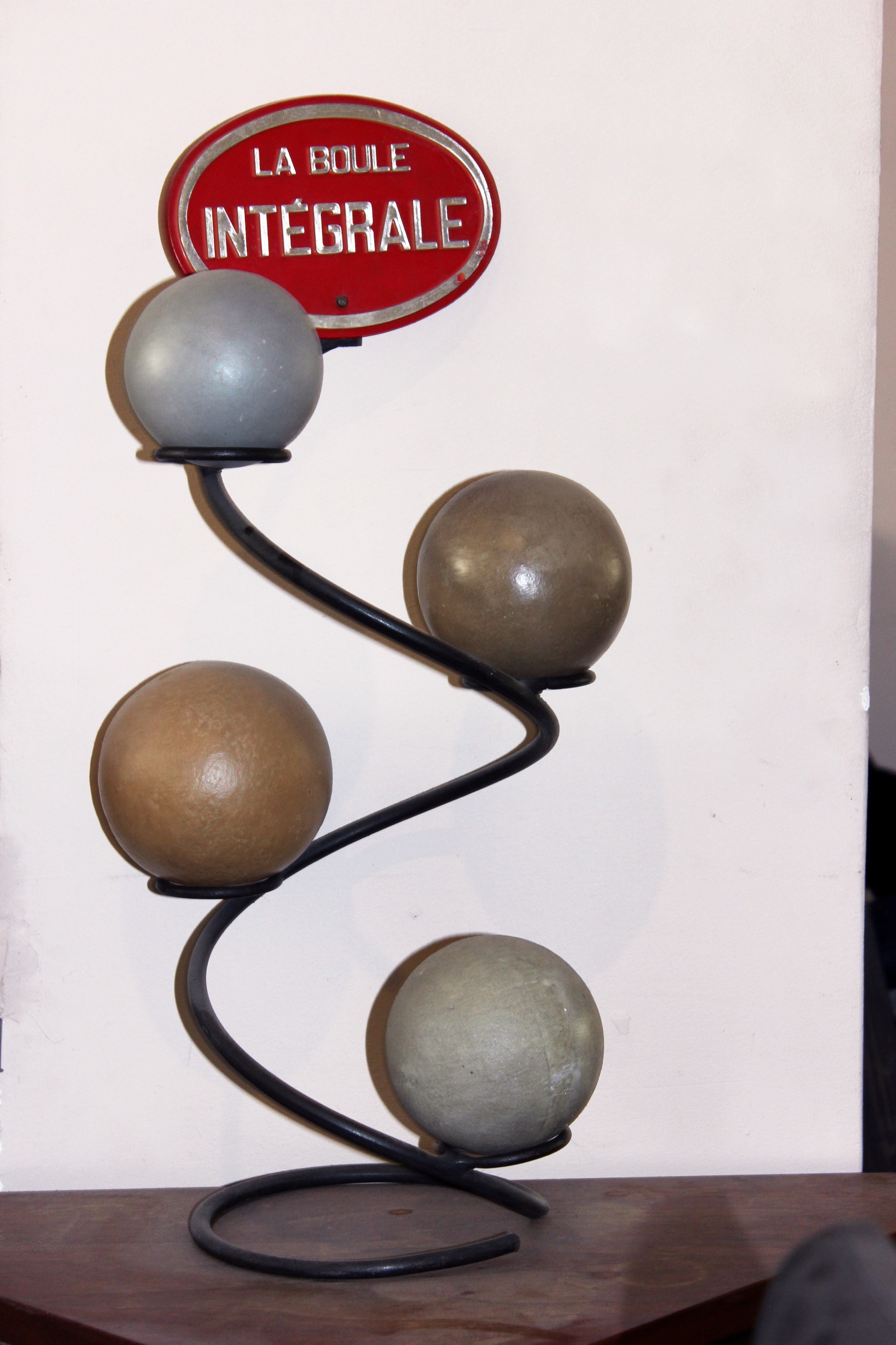 0-Presentoir-boules-1